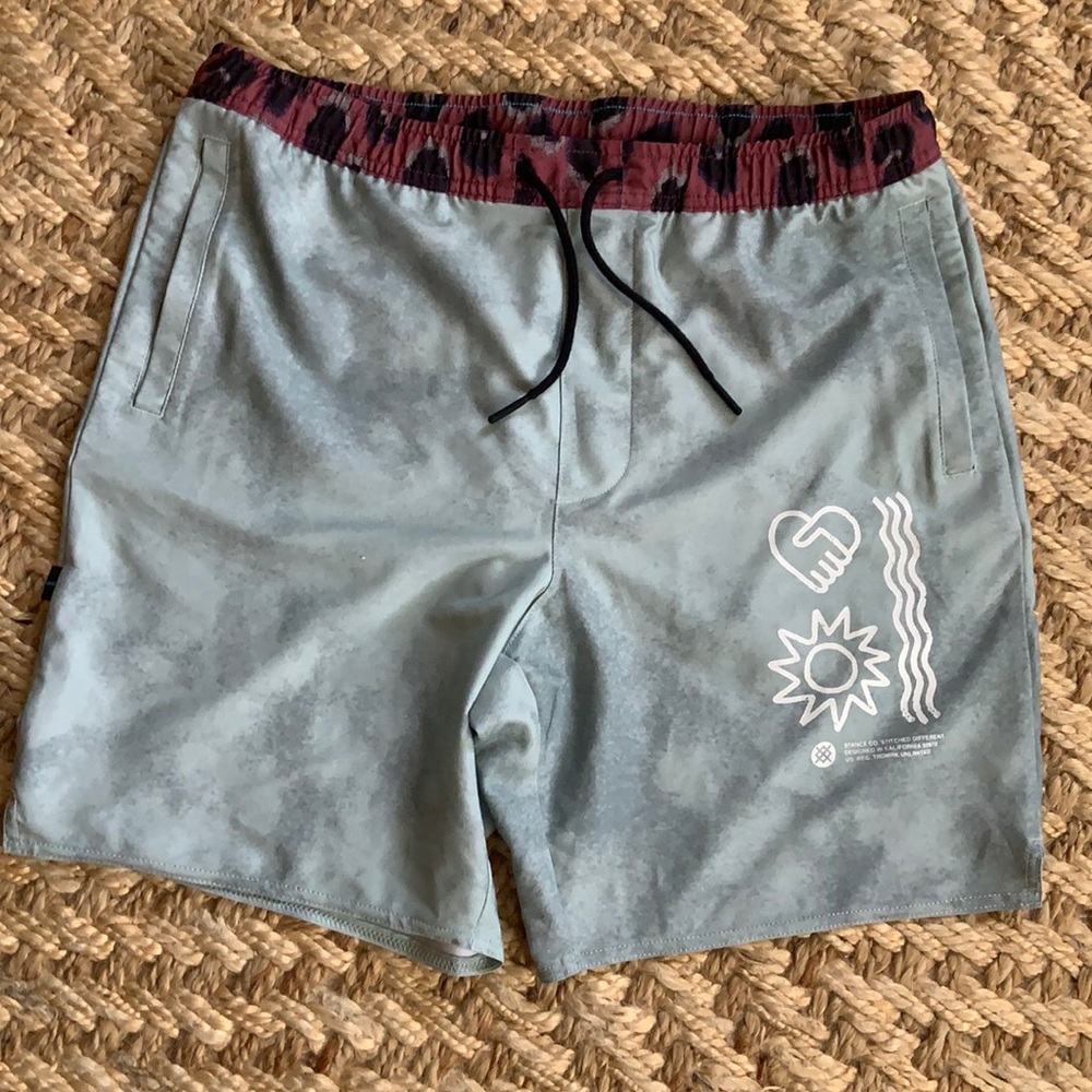 Stance size L, like new!